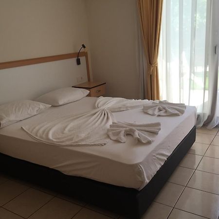 Kardesler Motel Bodrum ภายนอก รูปภาพ