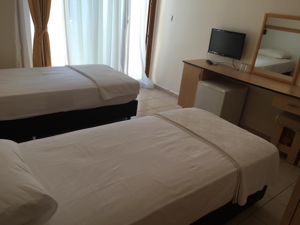 Kardesler Motel Bodrum ภายนอก รูปภาพ