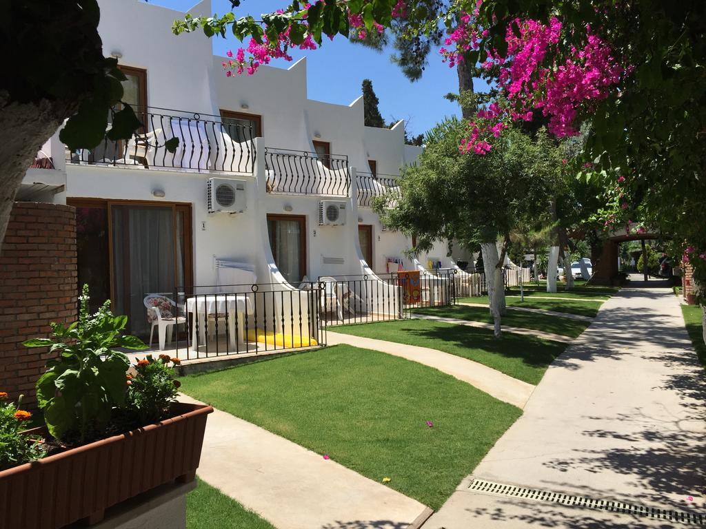 Kardesler Motel Bodrum ภายนอก รูปภาพ